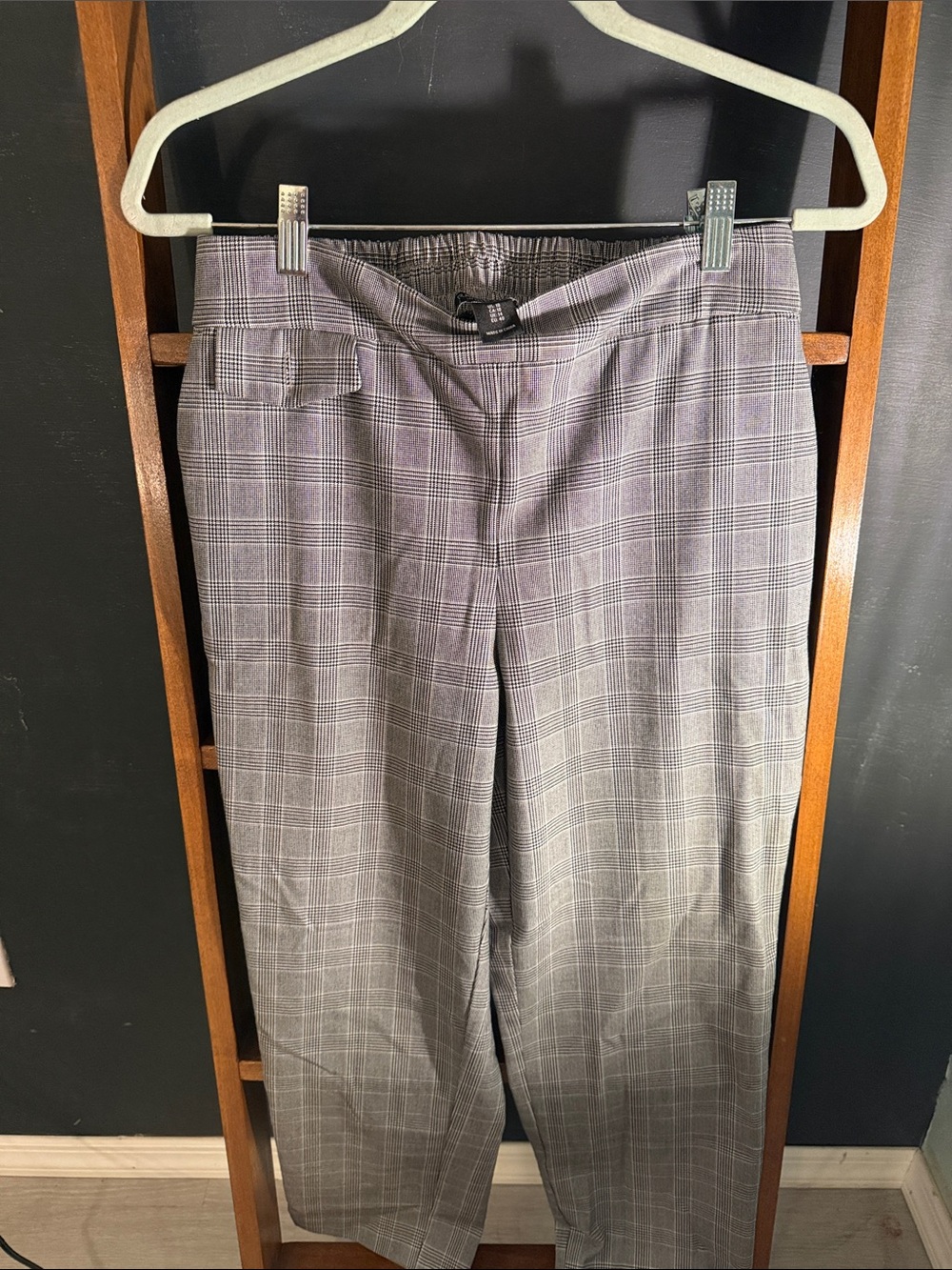 Women’s Gray Plaid Dress Pants